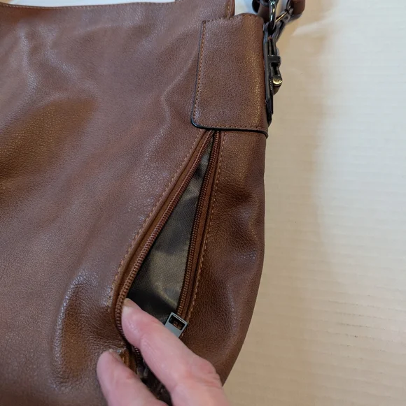 Realer Soft Brown Faux Leather Purse Handbag Large Bucket Hobo Crossbody - Picture 3 of 12